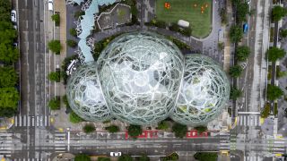 Рекордна хвиля звільнень: глобальні ІТ-компанії скоротили понад 200 тисяч працівників