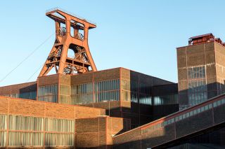 Індустріальна спадщина оживає: історичні маршрути перетворюють заводські райони на культурні осередки